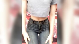 hi, im new here ???? want to see me take off my jeans?