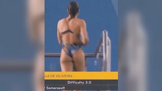 Unintended Glimpses of Butt: Ingrid de Oliveira #2