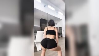 Veronica Perasso: Big Ass Cutie Veronica Perasso Twerking #4