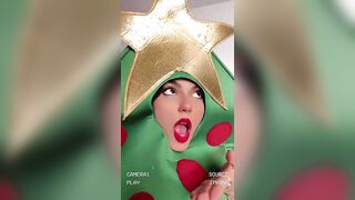 Victoria Justice: Christmas Kisses #2