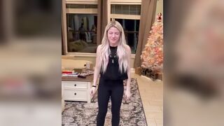 Alexa Bliss Dancing