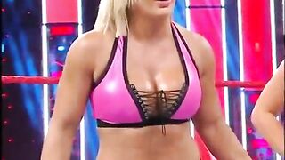 Wrestle With The Plot: Busty and curvy Mandy Rose looking incredibly sexy on Raw last night #2