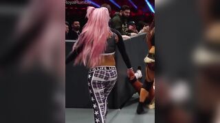 Wrestle With The Plot: I miss Liv with pink hair #2