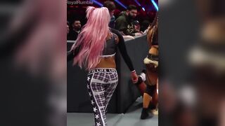 Wrestle With The Plot: I miss Liv with pink hair #3