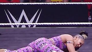 Wrestle With The Plot: Bianca's Jiggly Booty! #3