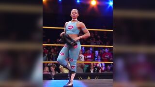 Wrestle With The Plot: Bianca Belair has ass for days #4