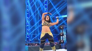 Wrestle With The Plot: Bayley is such an entertaining heel #4