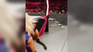 Wrestle With The Plot: Liv's wedgie ♥️♥️ #4