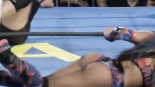 Wrestle With The Plot: More Kiera Hogan from last night #2