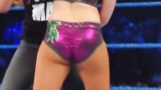 Wrestle With The Plot: Peyton Royce Jiggle ♥️♥️ #2