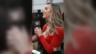 Wrestle With The Plot: Peyton's profile gives way for some amazing cleavage #3