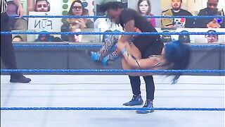 WWE: Sasha Banks ASS at SmackDown #2