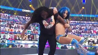 WWE: Sasha Banks ASS at SmackDown #4