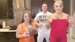 WWE: Nattie and jenni bouncing ♥️♥️ #3